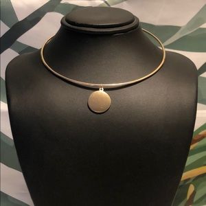 F21 NECKLACE/CIRCLE PENDANT